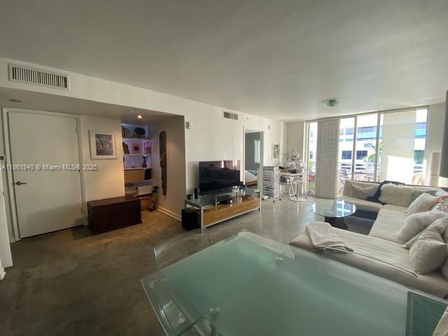 1401 Bay Rd 405