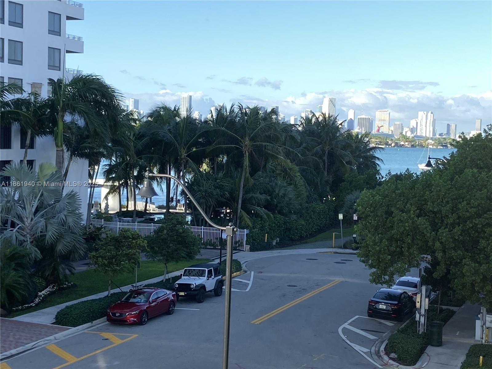 1401 Bay Rd 405