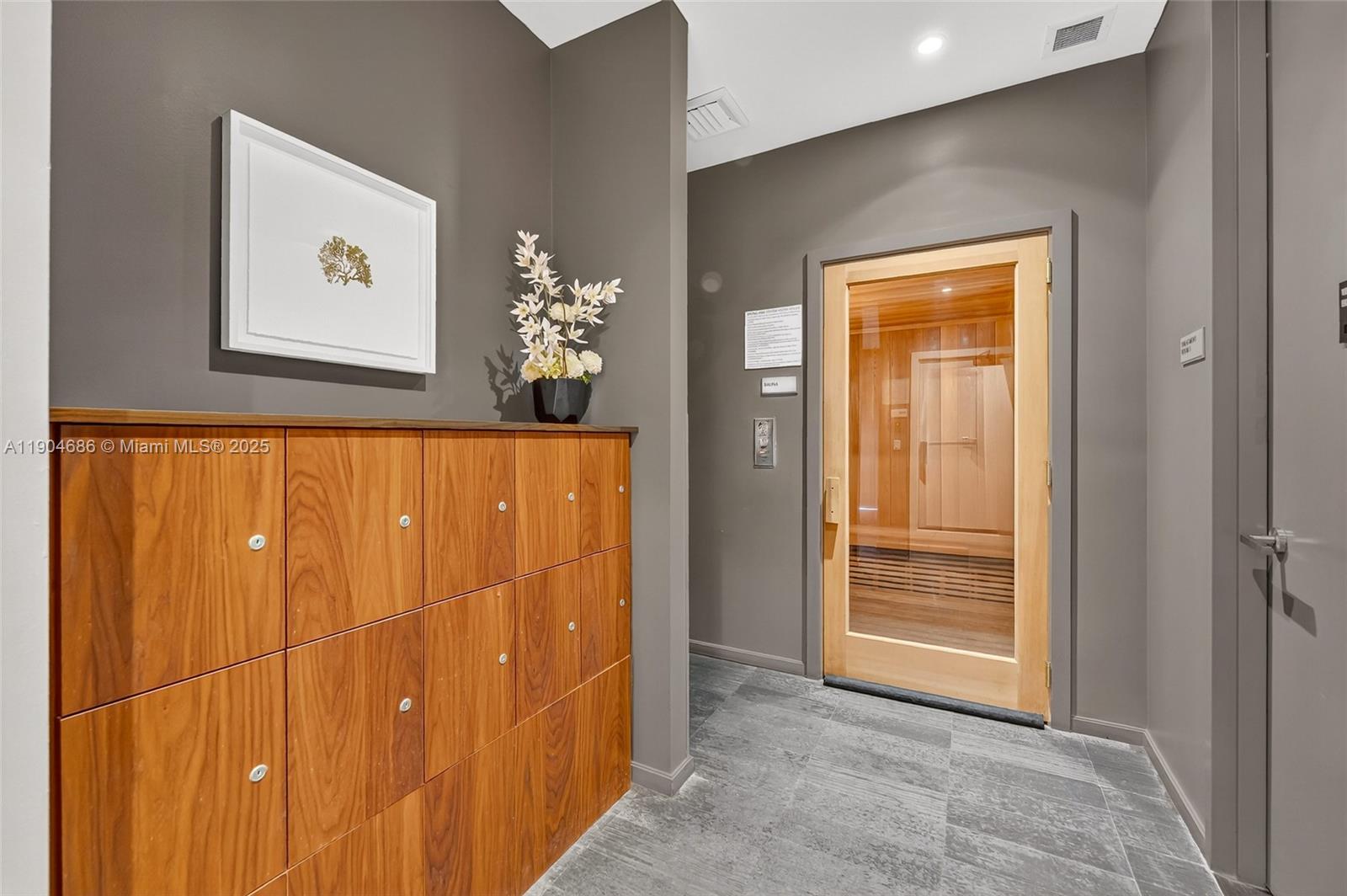 BRICKELLHOUSE CONDO - Residential