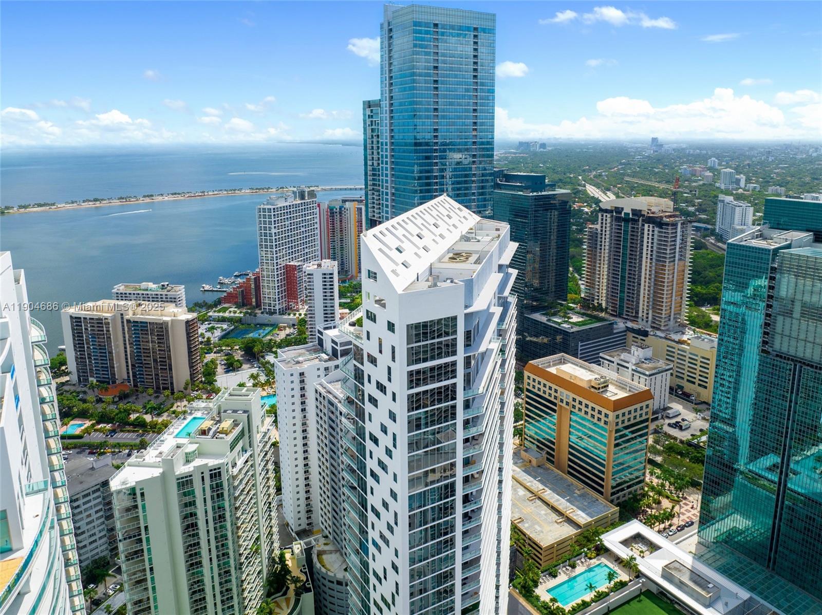 BRICKELLHOUSE CONDO - Residential