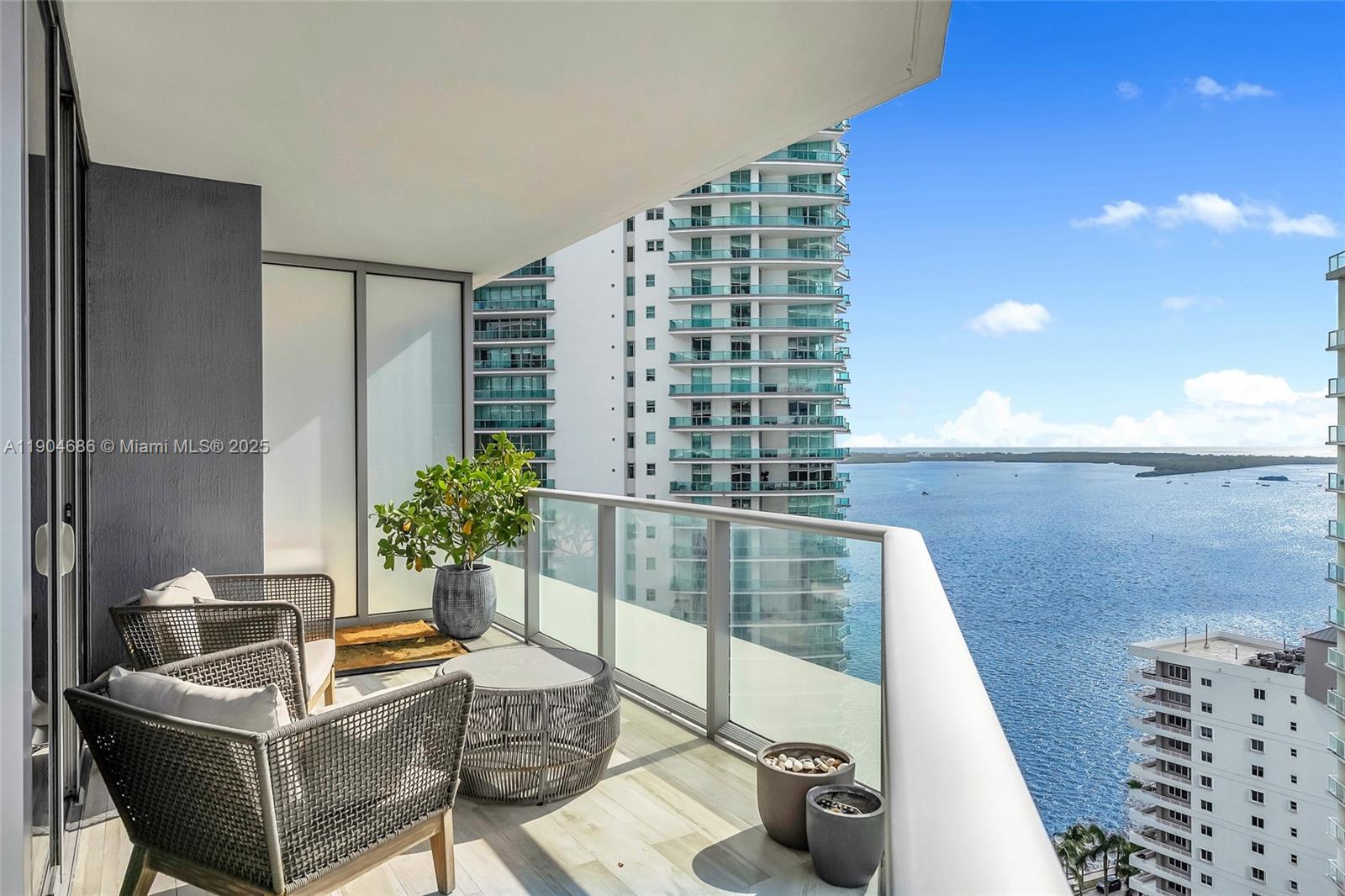 BRICKELLHOUSE CONDO - Residential
