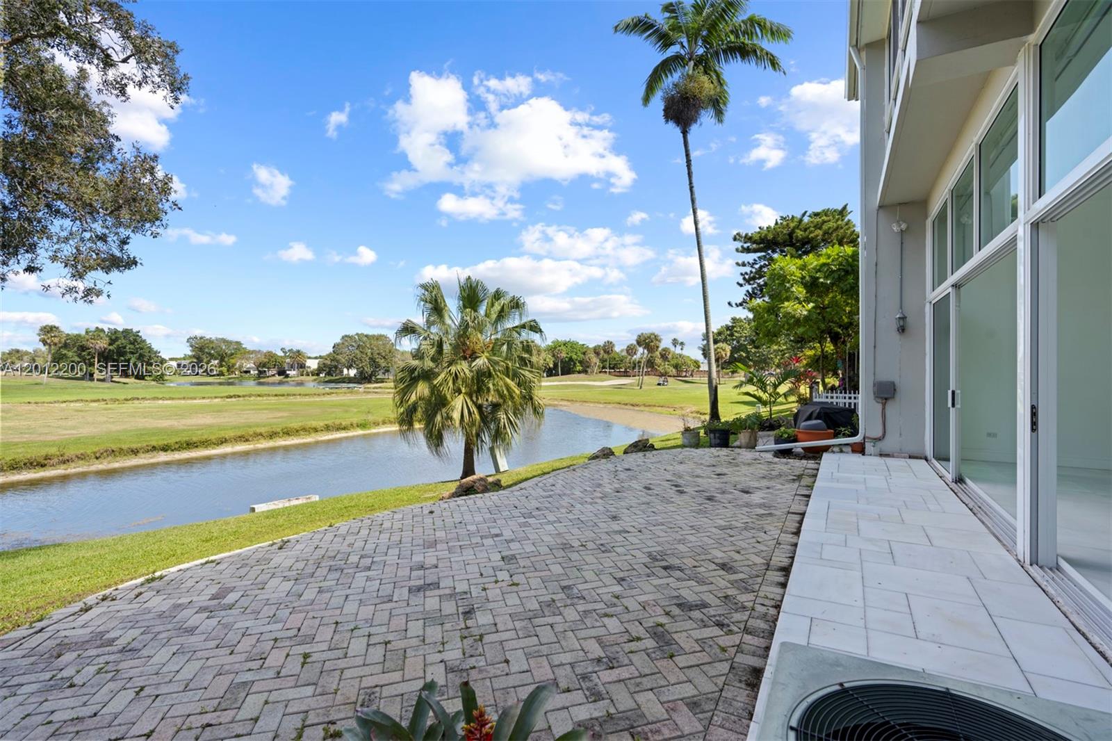 COUNTRY CLUB OF MIAMI - Residential