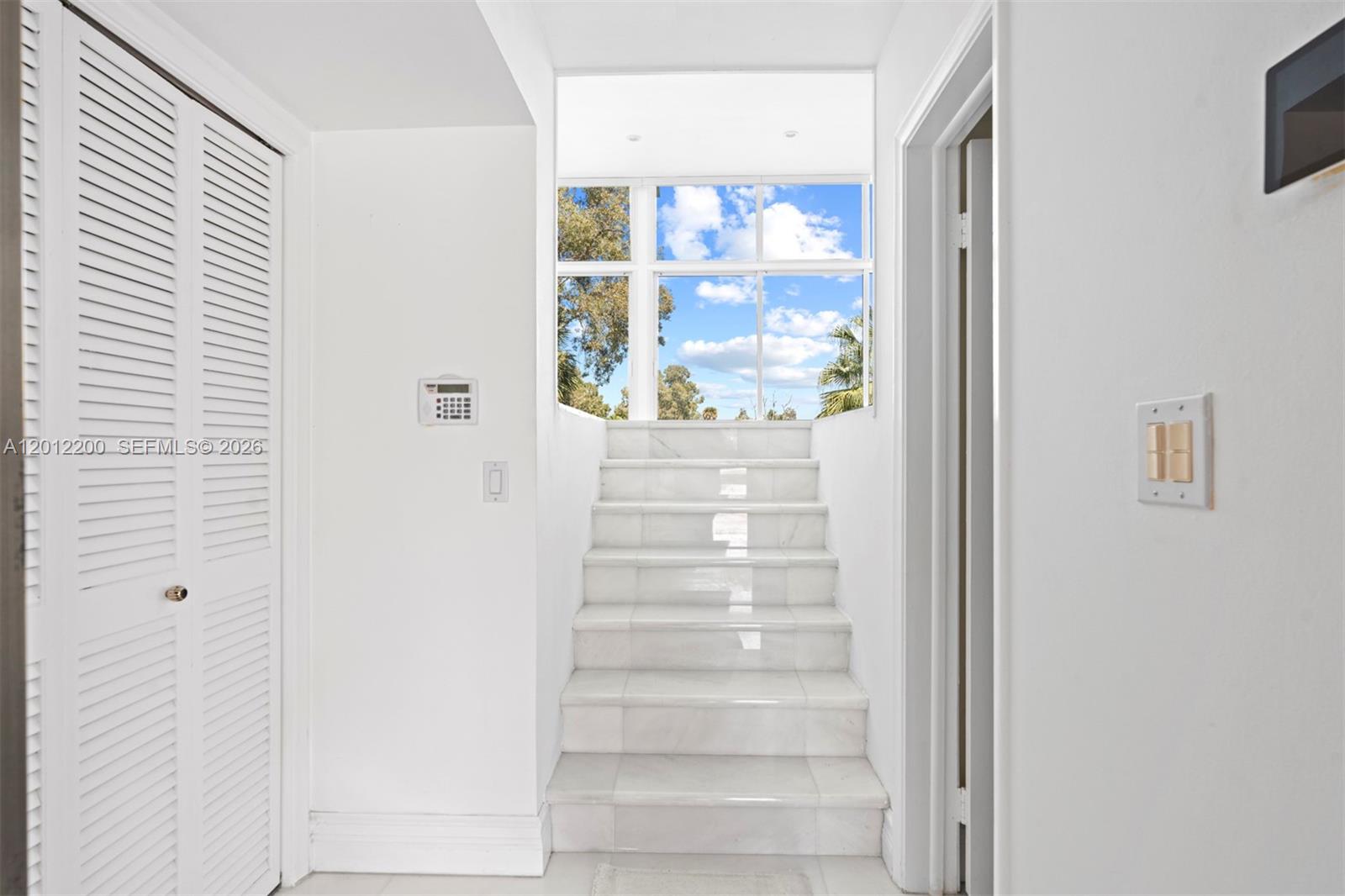 COUNTRY CLUB OF MIAMI - Residential