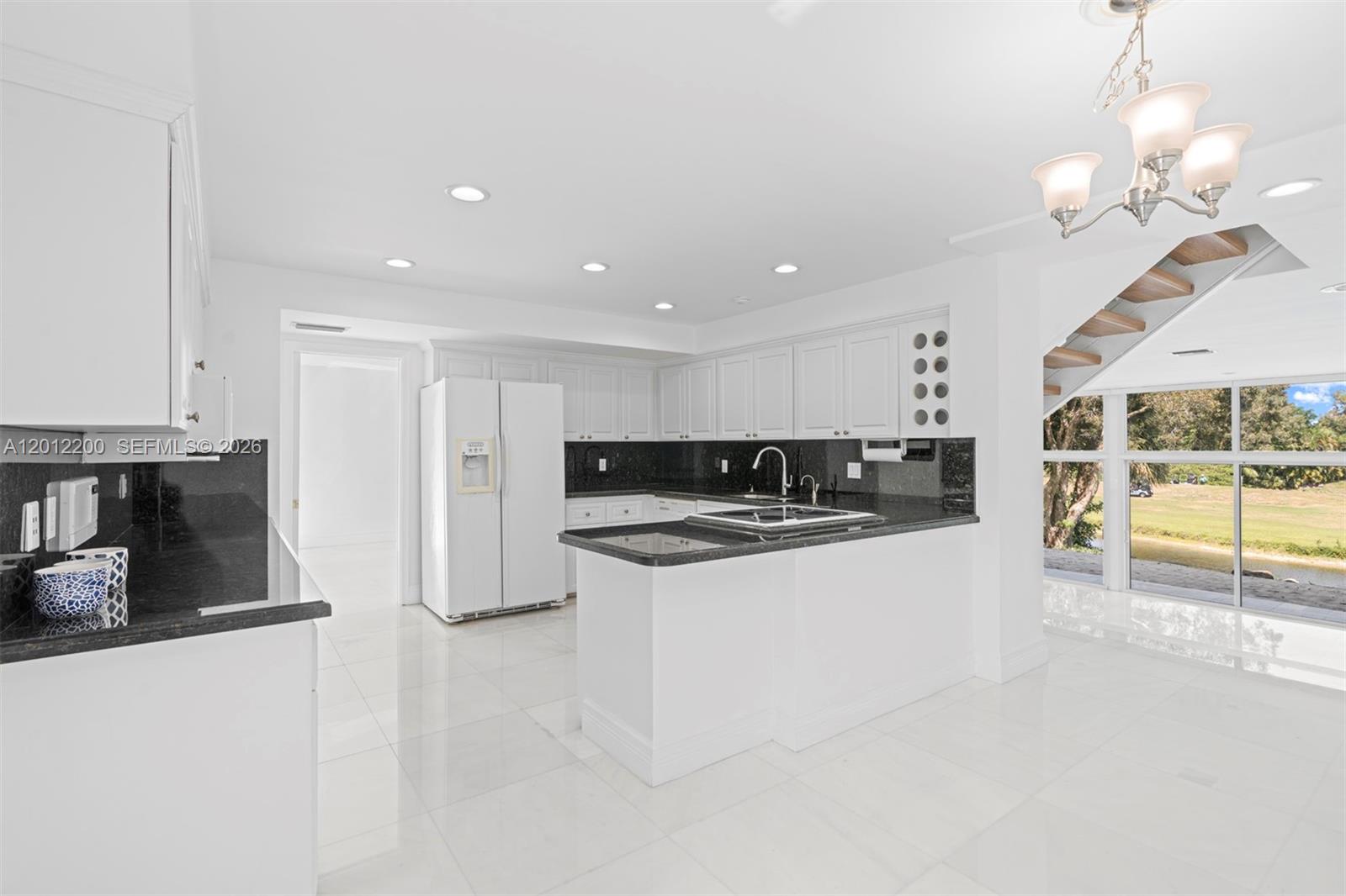 COUNTRY CLUB OF MIAMI - Residential