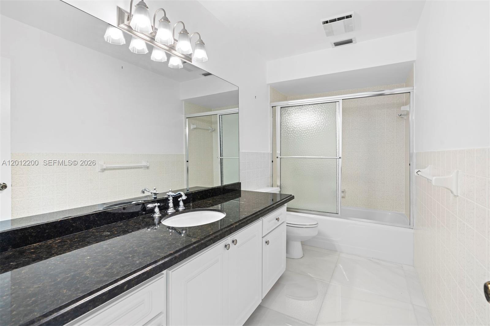 COUNTRY CLUB OF MIAMI - Residential