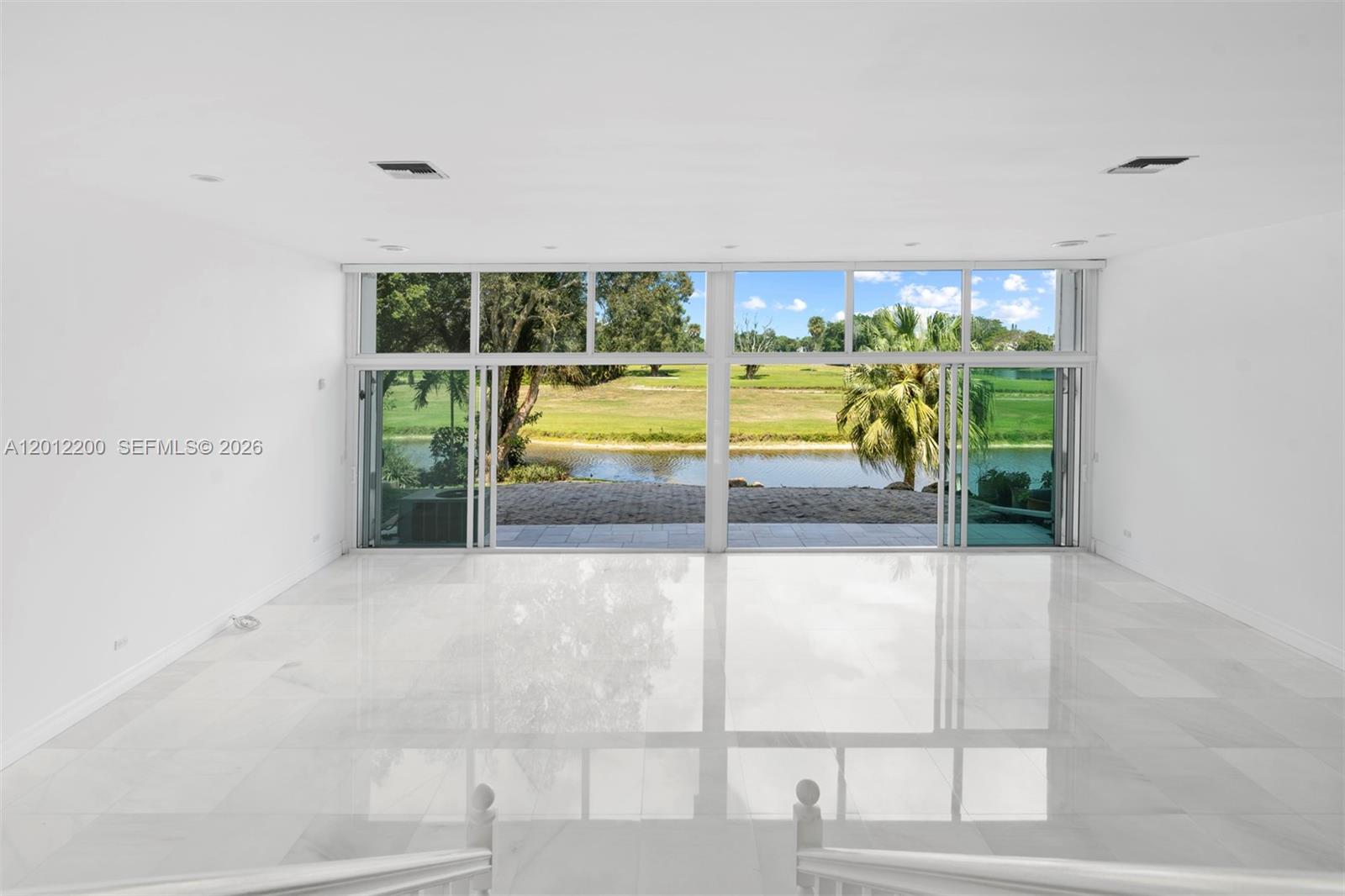 COUNTRY CLUB OF MIAMI - Residential