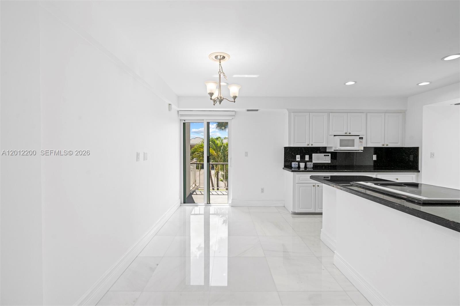 COUNTRY CLUB OF MIAMI - Residential