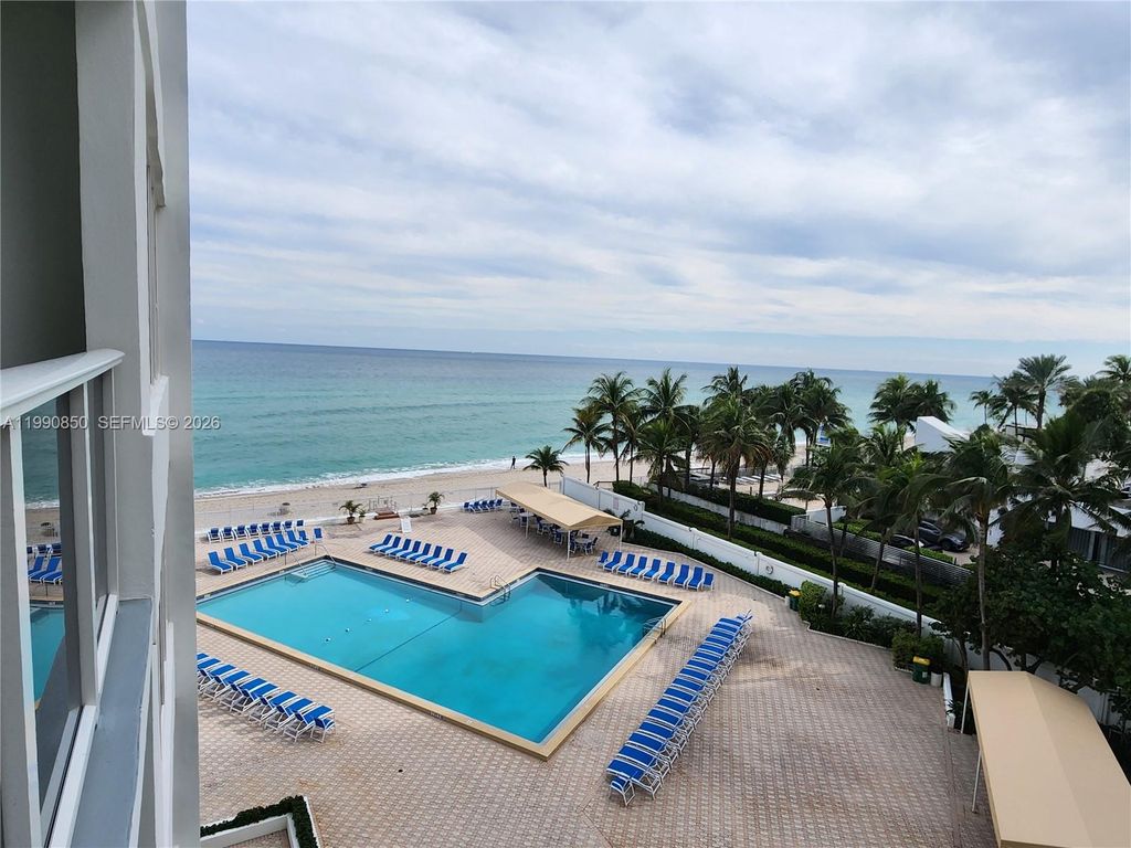 Photo of 3505 S Ocean Dr #515, Hollywood, FL 33019 (MLS # A11990850)