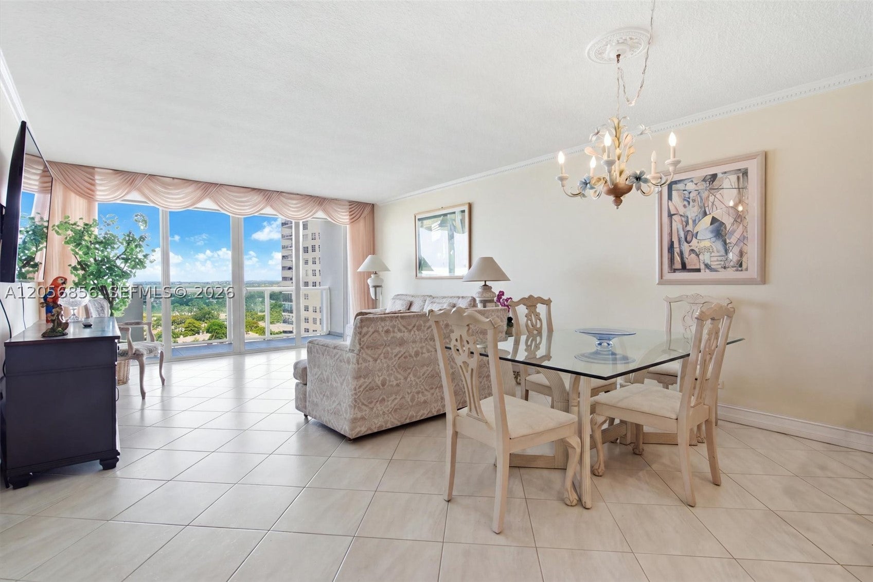 5601 Collins Ave 1723
