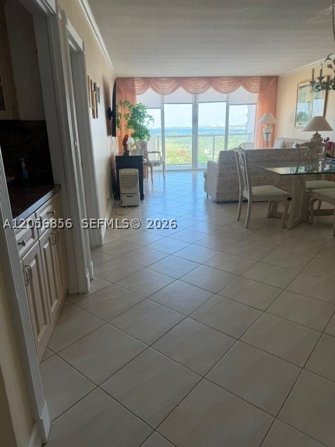 5601 Collins Ave 1723