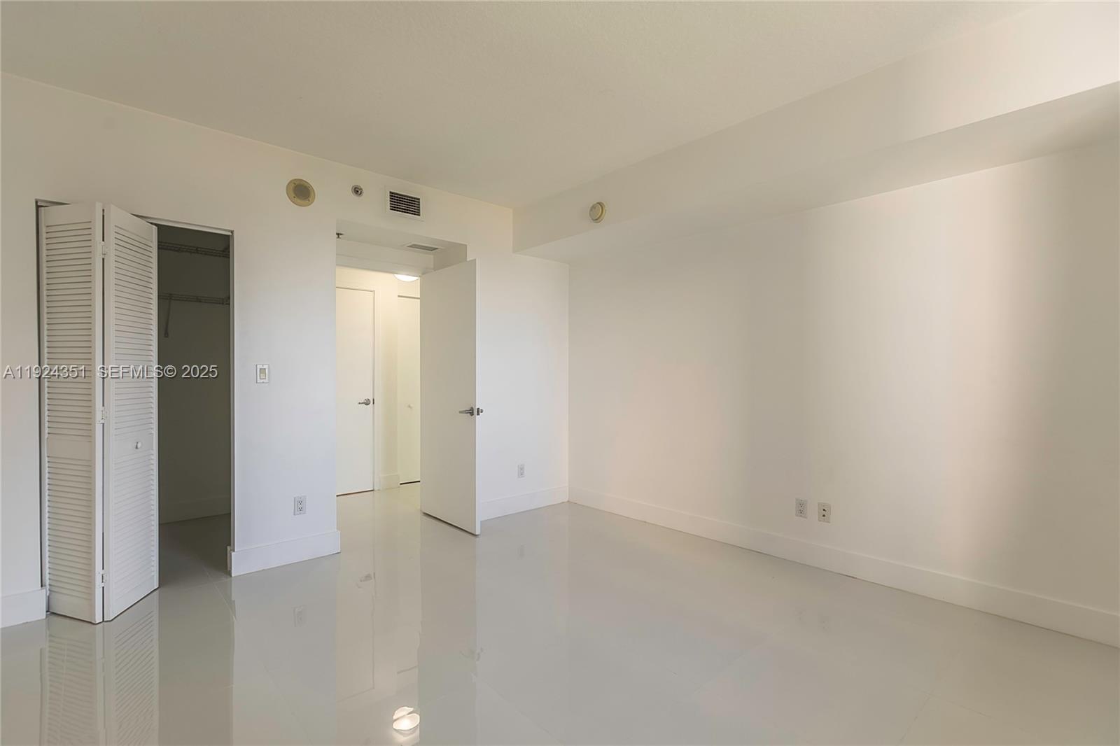 ONE MIAMI WEST CONDO - Residential Lease