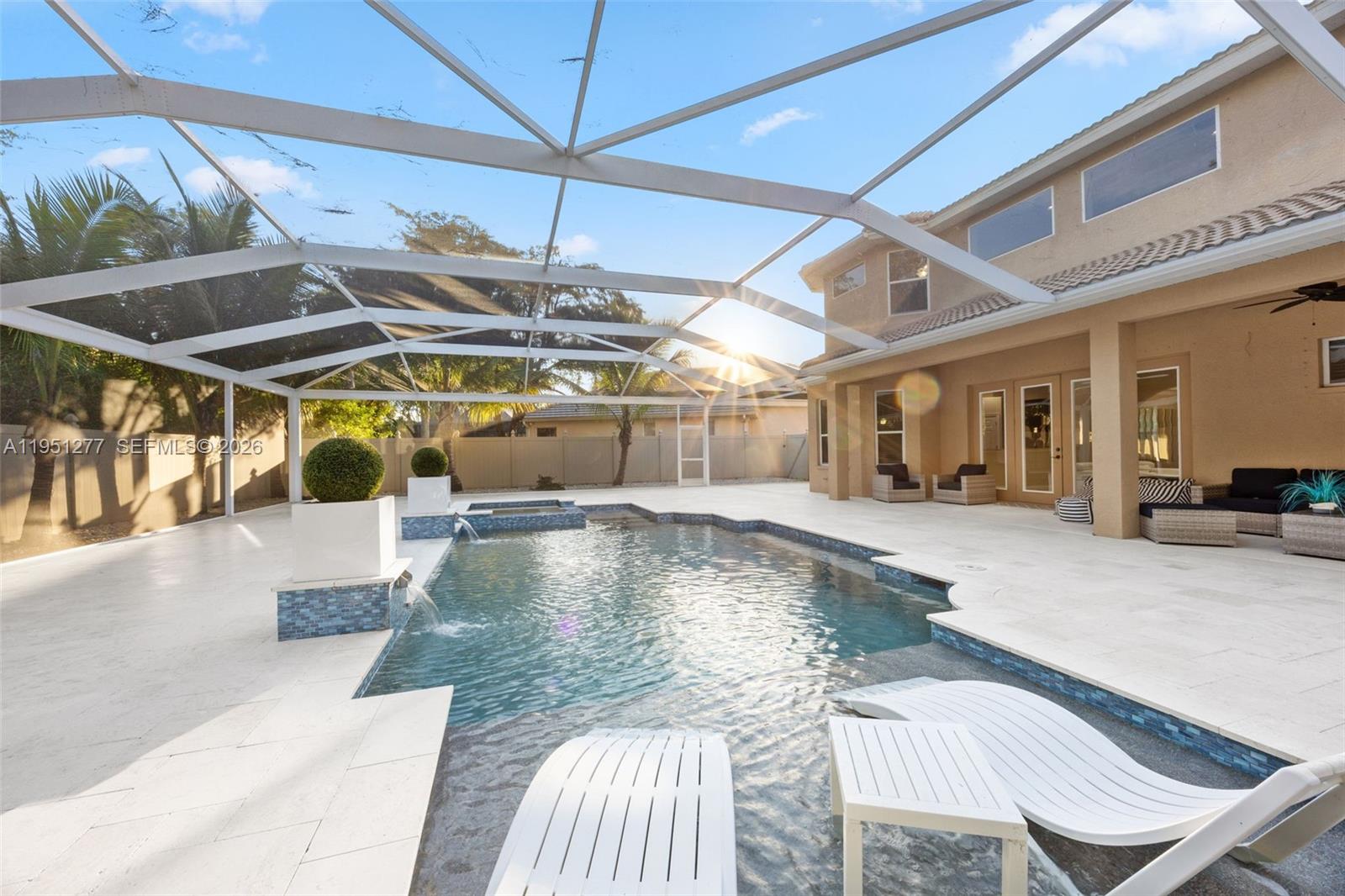 INDIGO LAKES - Residential