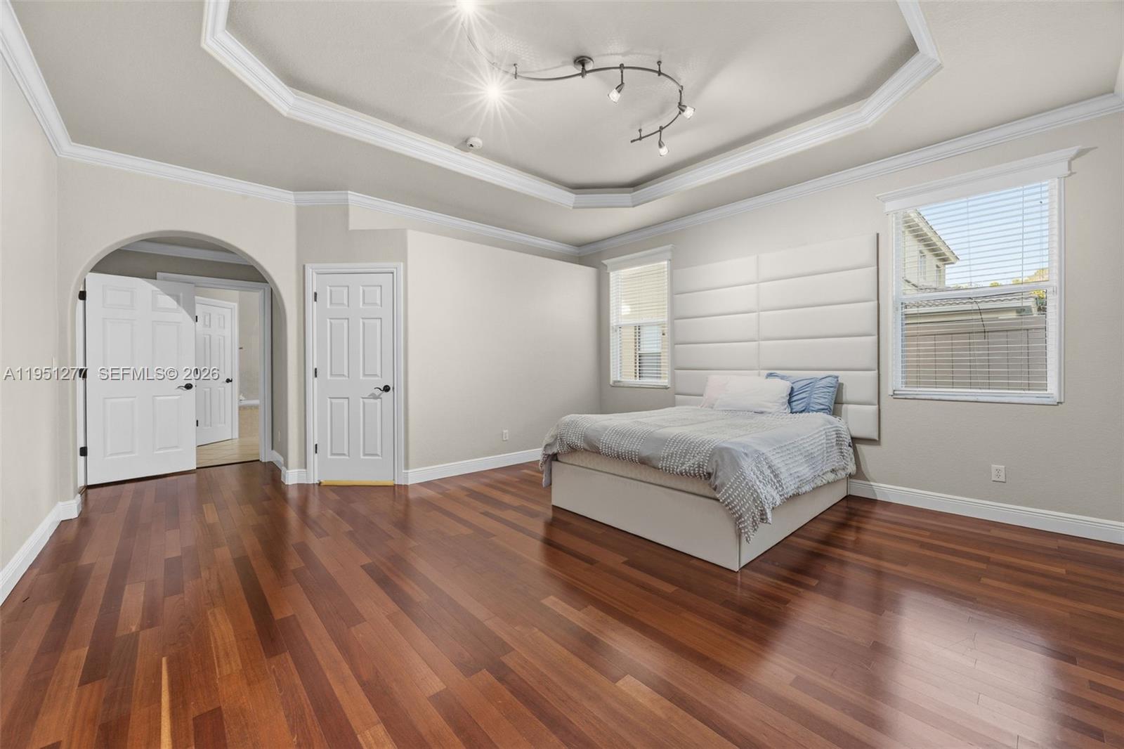 INDIGO LAKES - Residential