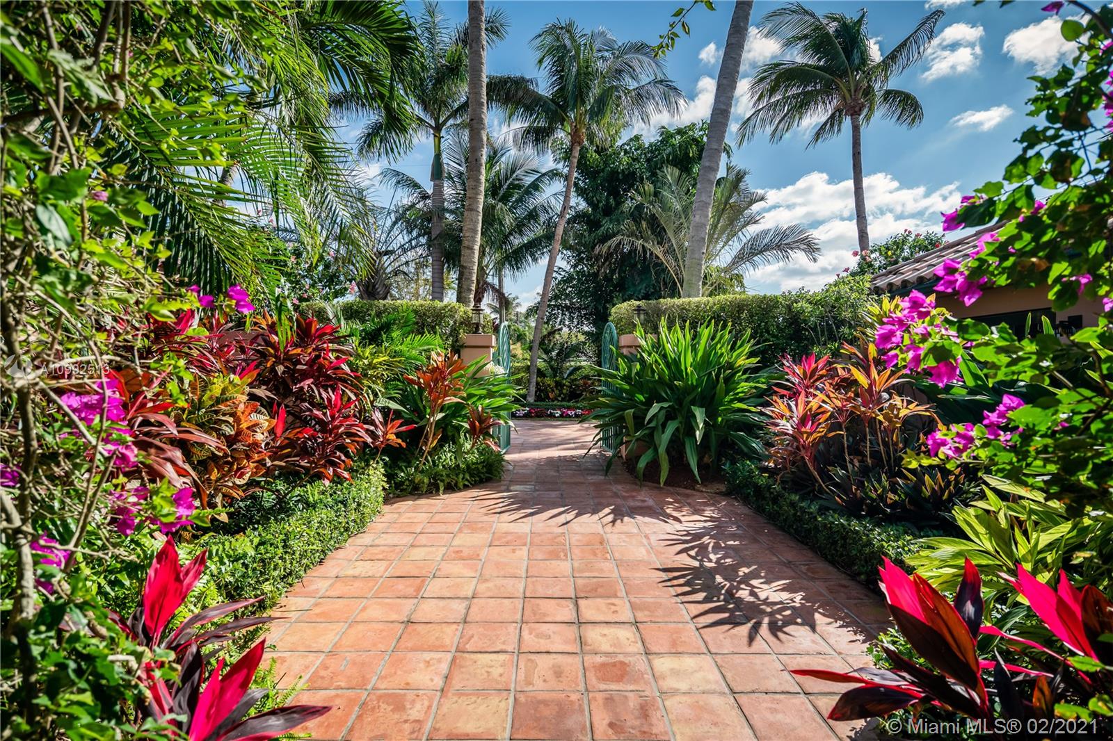 BOCA RATON RIVIERA UNIT B - Residential