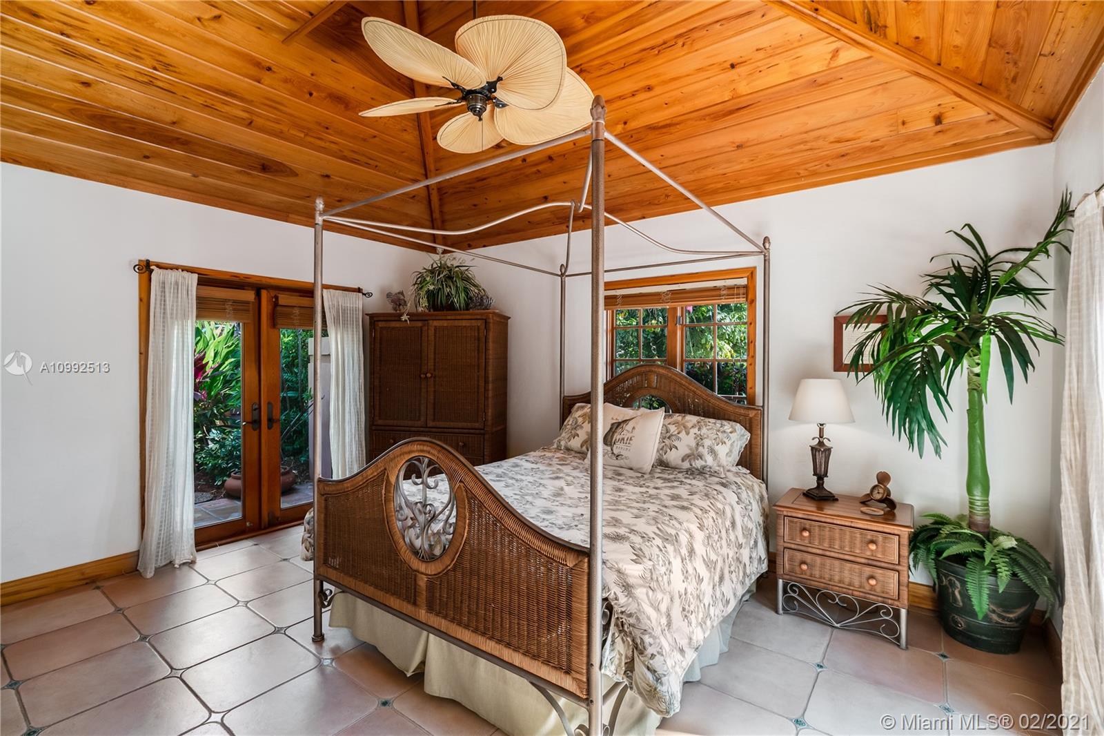 BOCA RATON RIVIERA UNIT B - Residential