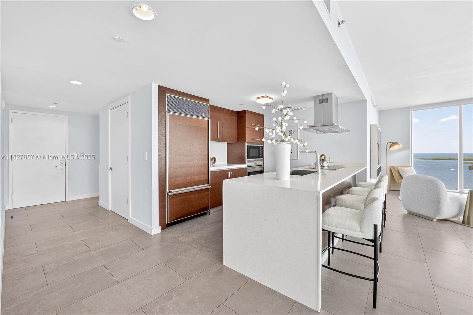 495 Brickell Ave 3901