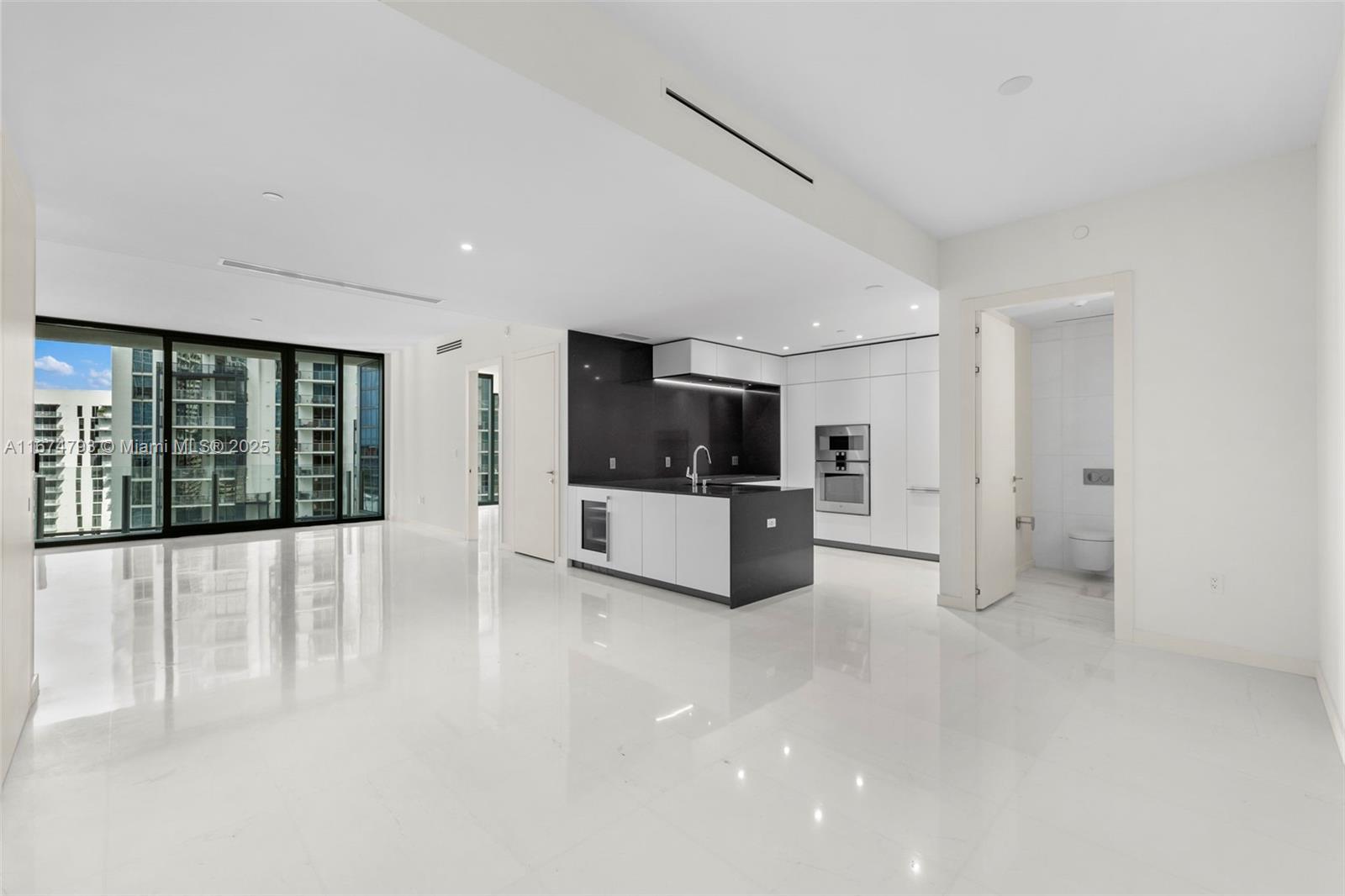 300 Biscayne Blvd Way 2409