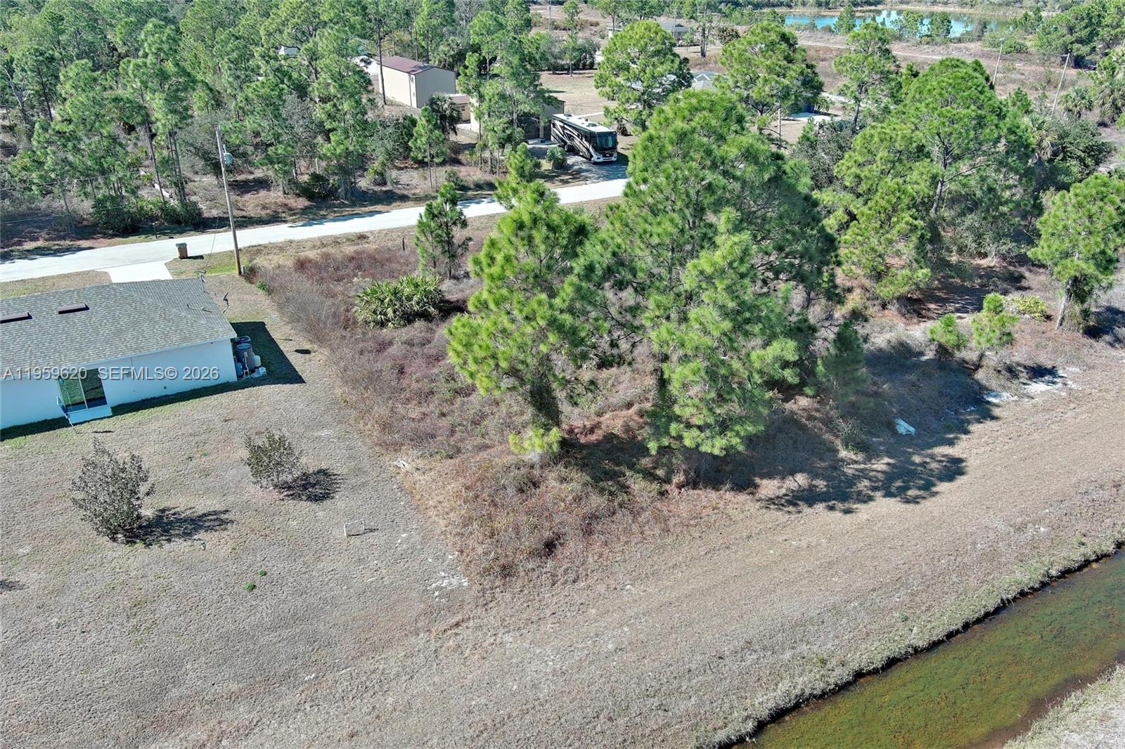 LEHIGH ACRES - Land