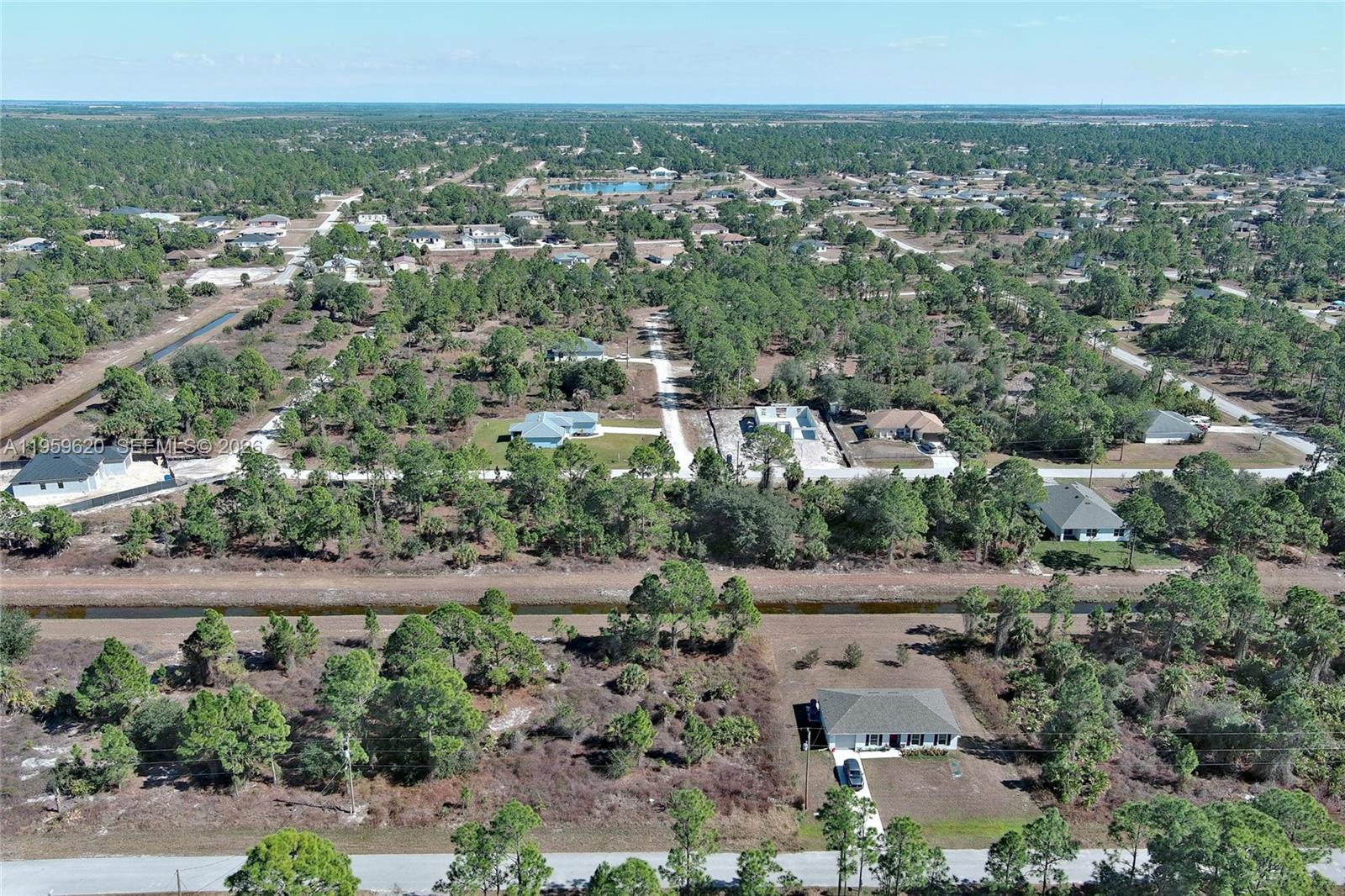LEHIGH ACRES - Land