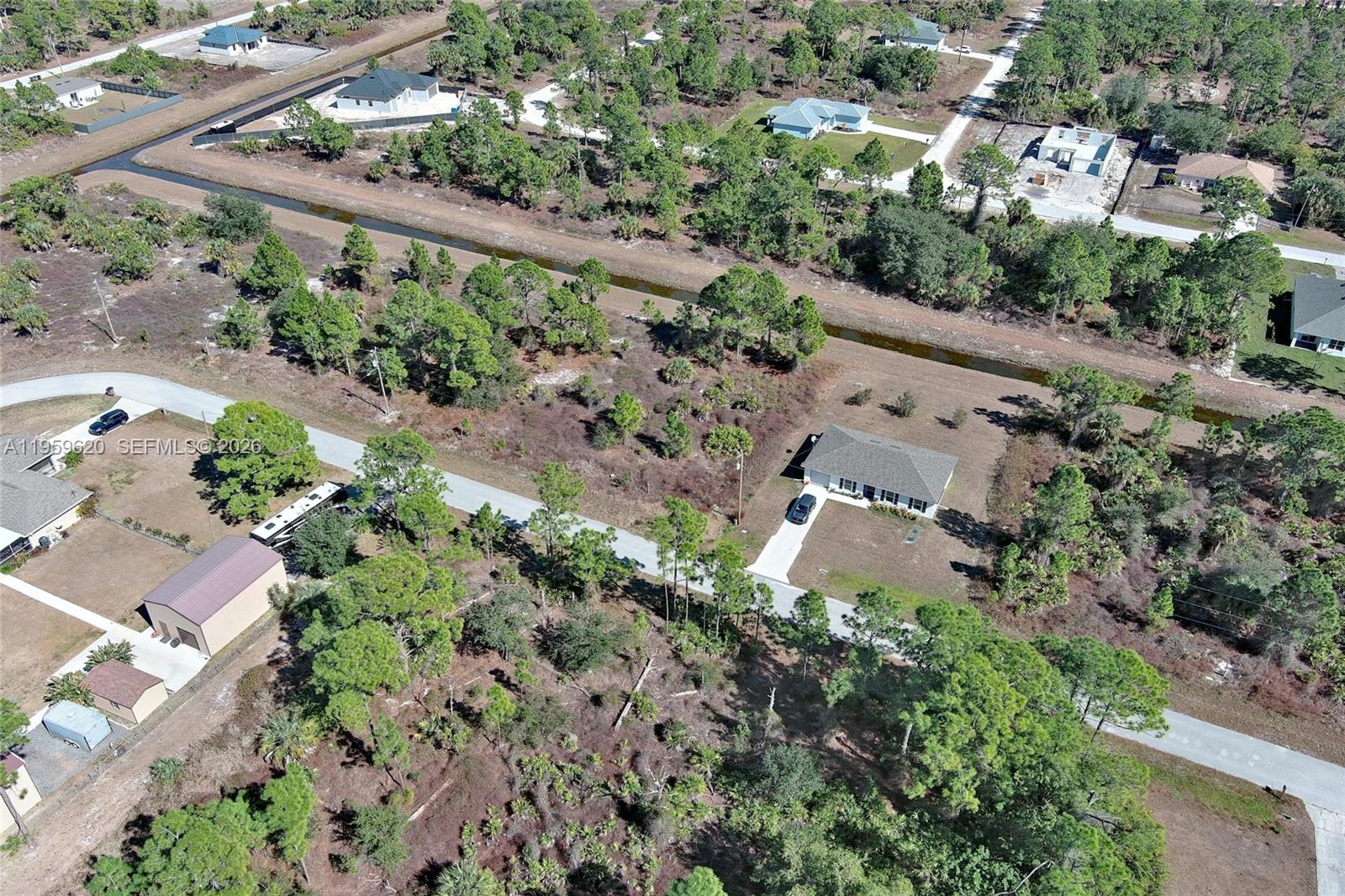 LEHIGH ACRES - Land