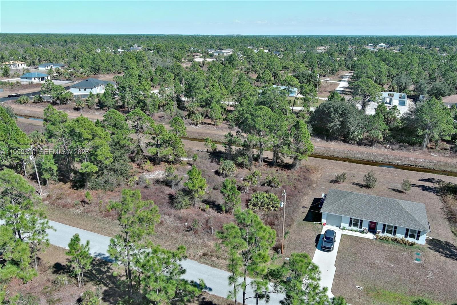 LEHIGH ACRES - Land