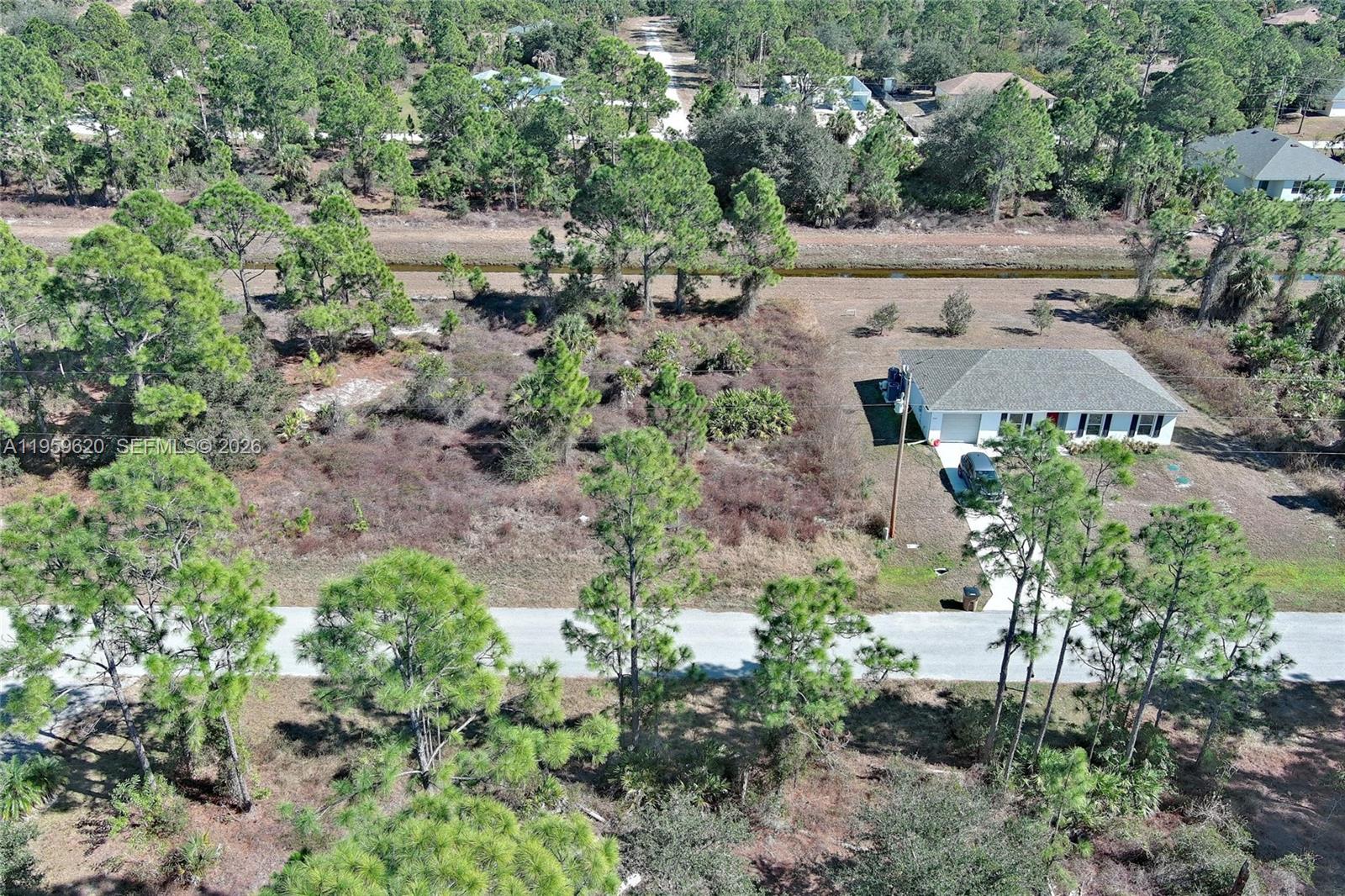 LEHIGH ACRES - Land