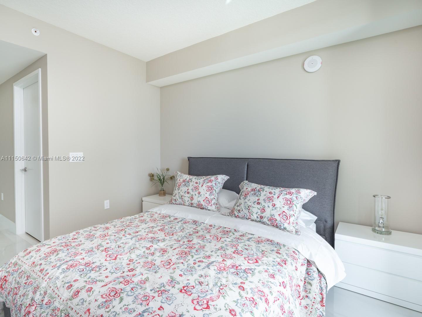 PARQUE TOWERS CONDO - Residential