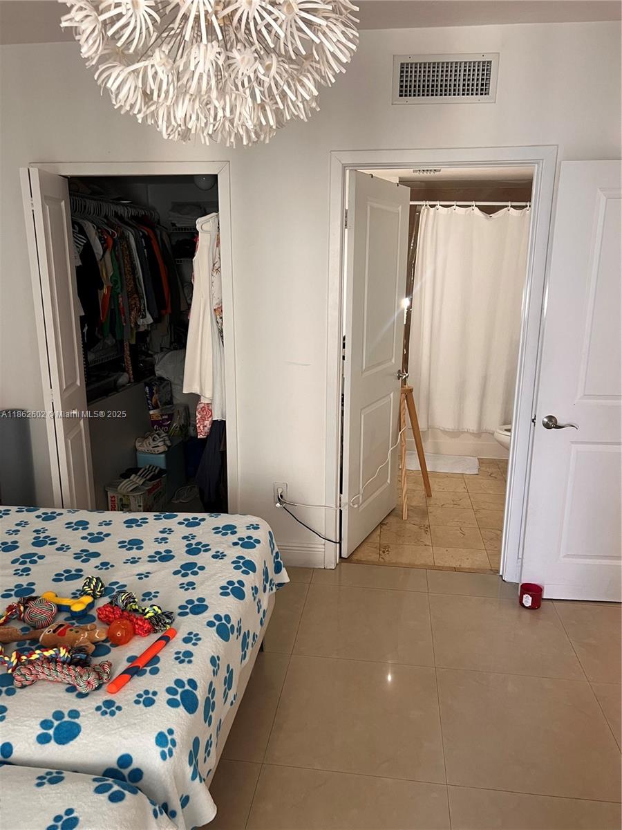 THE SAIL CONDO - Residential