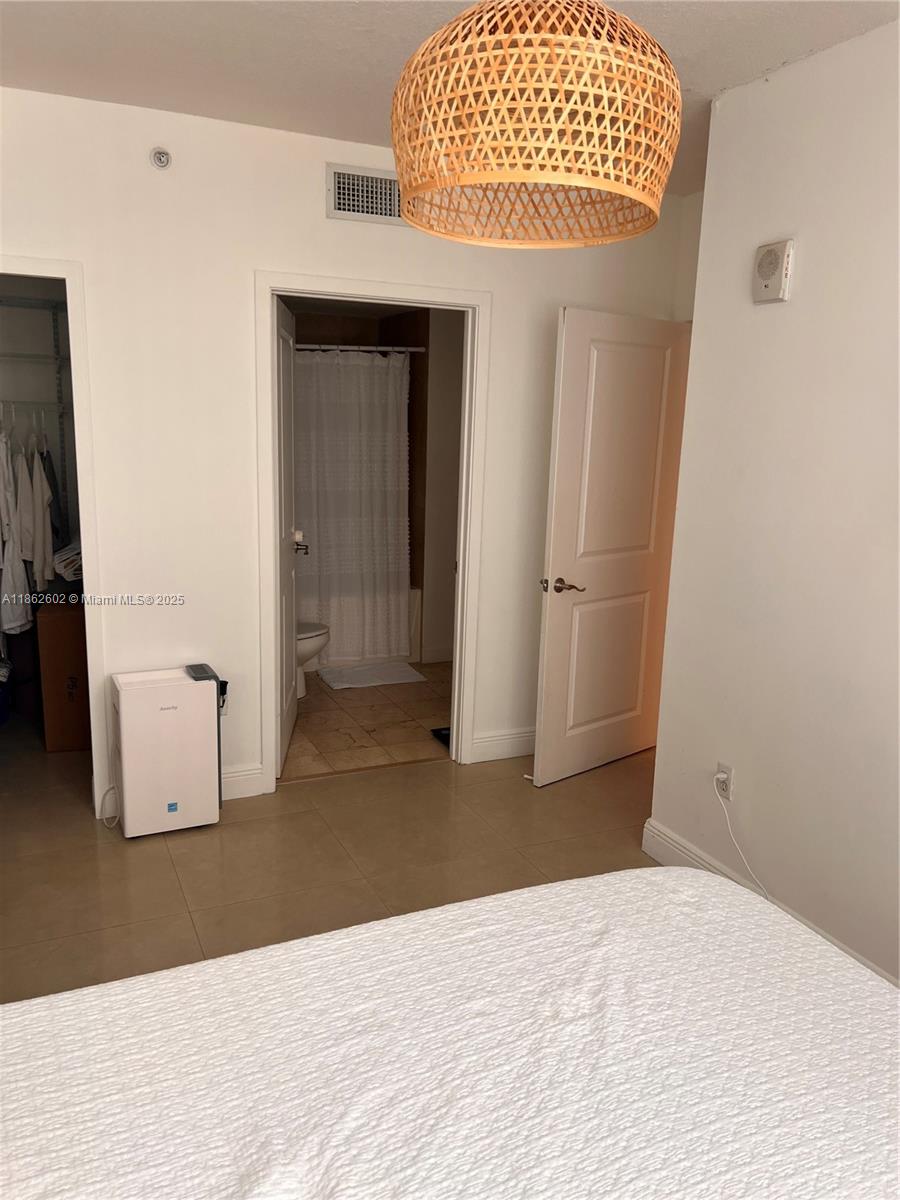 THE SAIL CONDO - Residential