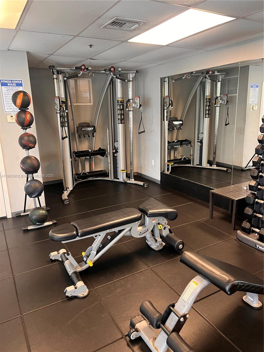 THE SAIL CONDO - Residential