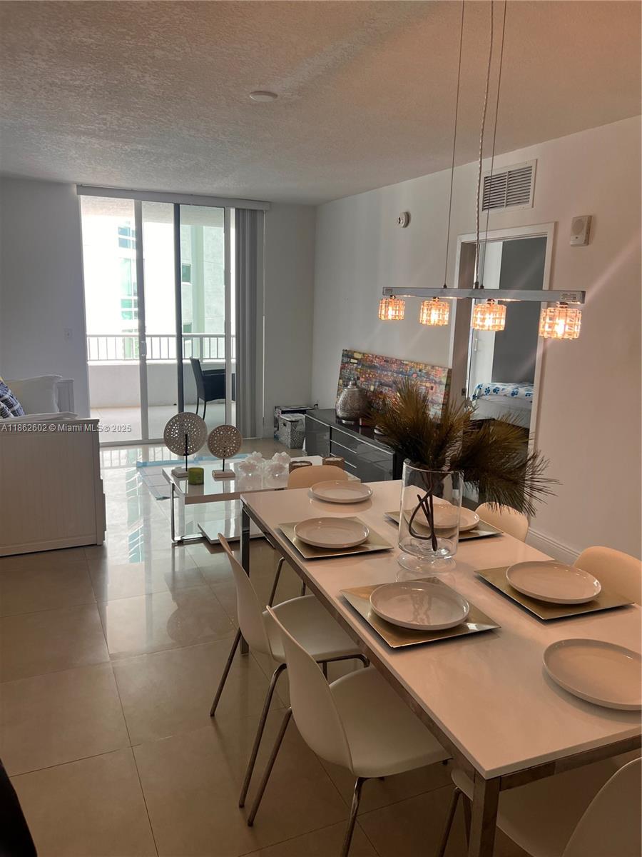 170 SE 14th St 1504