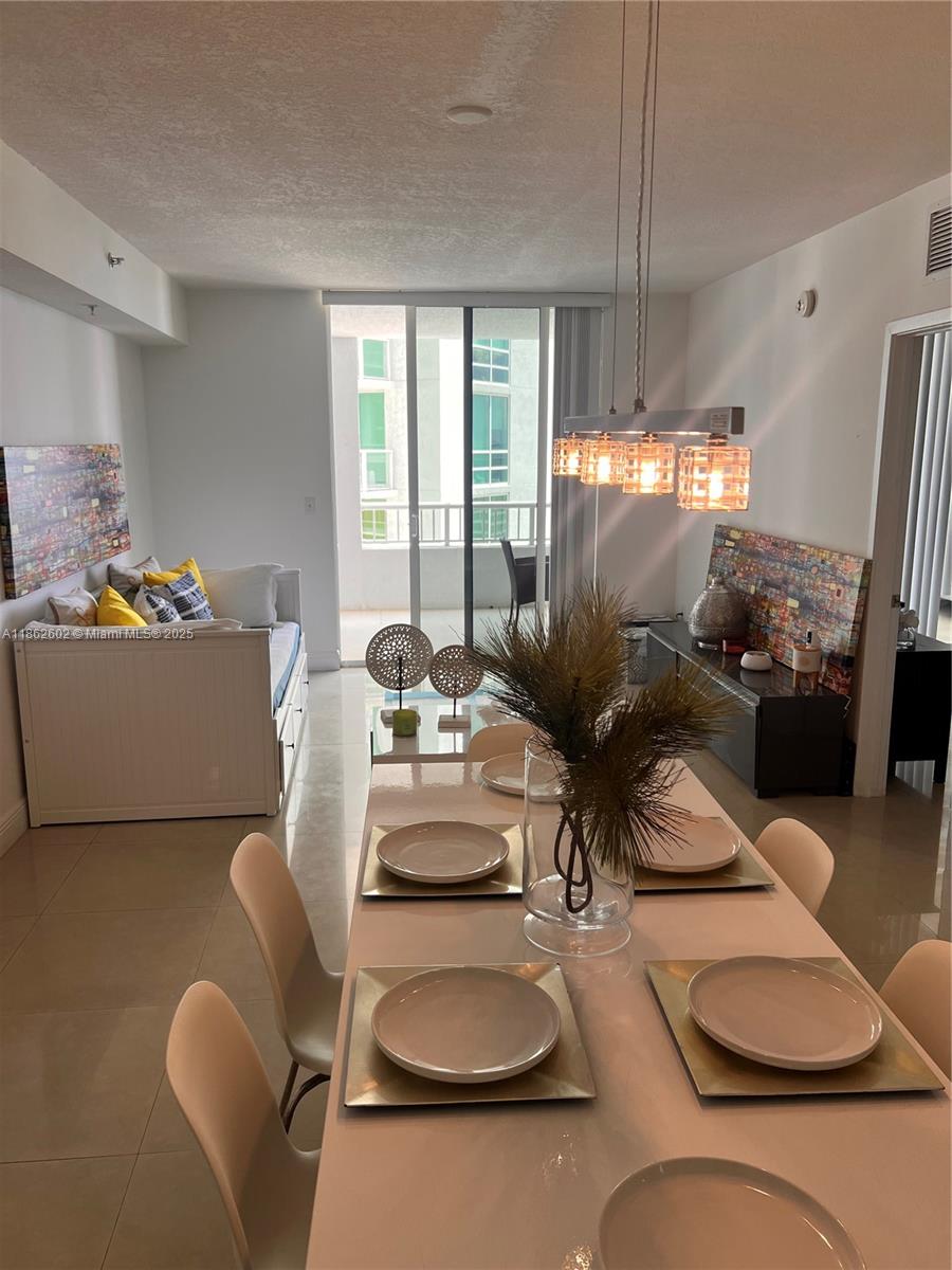 170 SE 14th St 1504