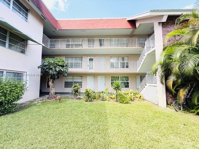LAUDERDALE OAKS CONDO I - Residential