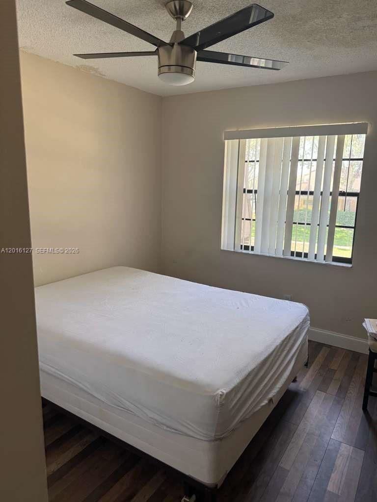 GRENADIER LAKES AT WELLEB - Residential