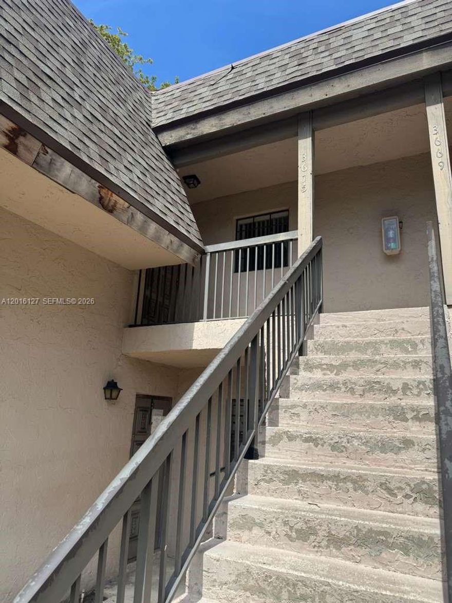 3 bedroom two bath centrally  located in West Broward County very close to Sawgrass Mills .Large unit on second floor with 1195 Sq feet and nice view .Washing and Dryer inside unit . Price right for quick sale. No rental restrictions . Ideal for investors. All buildings in the community will undergo Concrete restoration and will be painted . Ready for a new owner /Investor to benefit from all renovations .