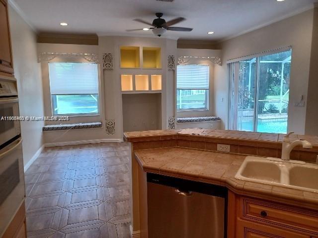 SMITH DAIRY WEST 4 - Residential Lease