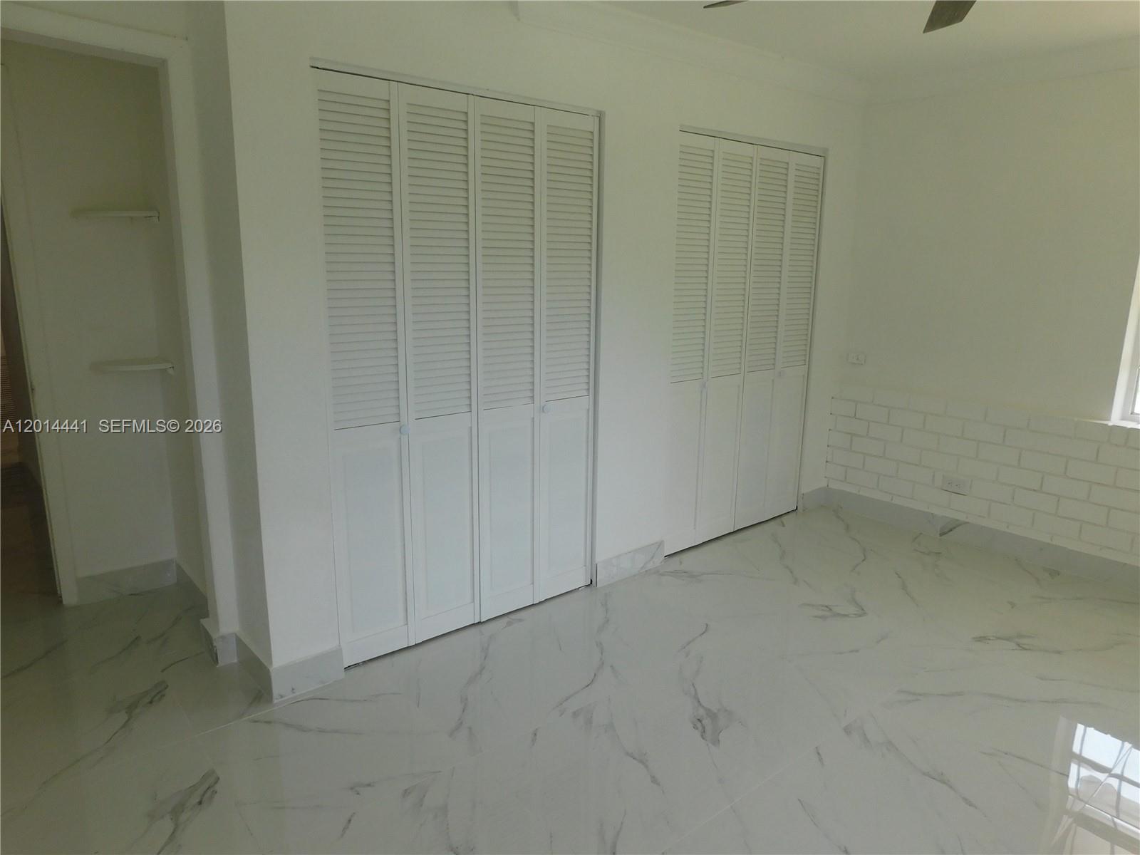 GORRAY PARK - Residential Lease