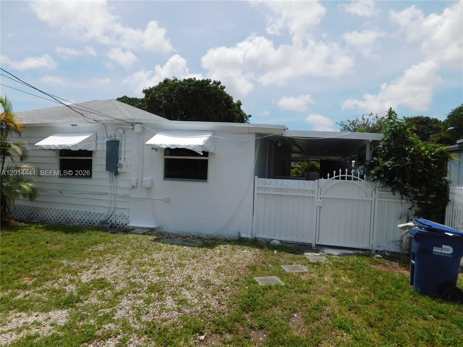 GORRAY PARK - Residential Lease