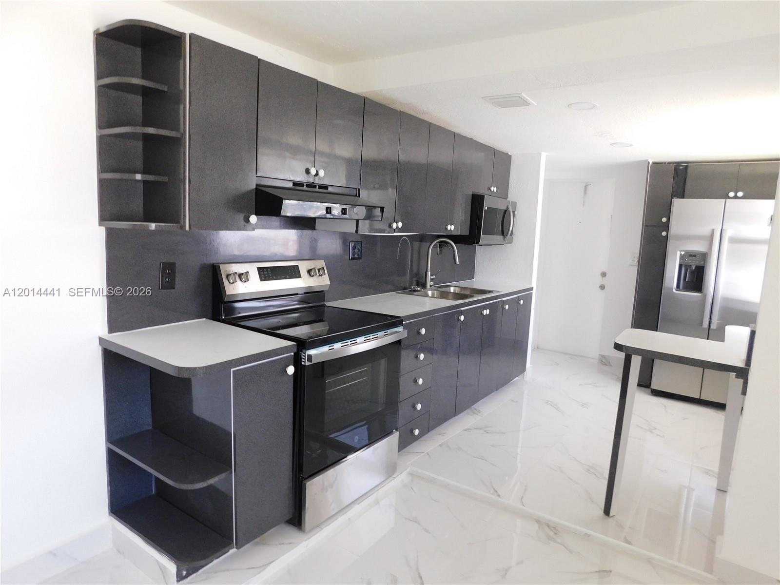 GORRAY PARK - Residential Lease