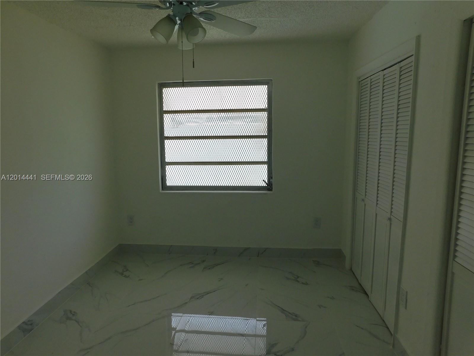 GORRAY PARK - Residential Lease