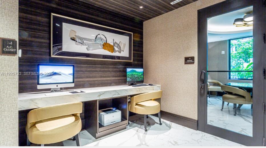 MERRICK MANOR CONDO - Residential Lease