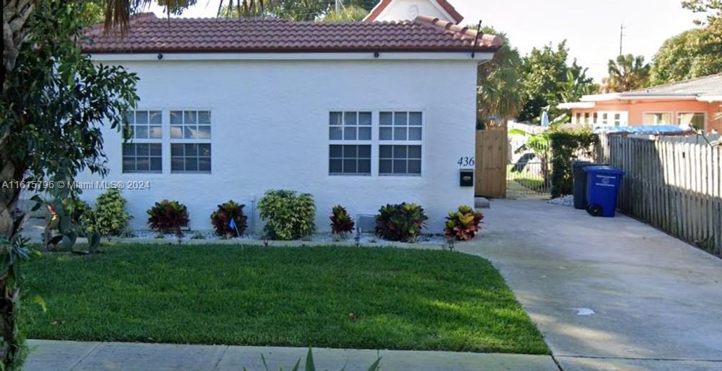 Photo of 436 Evergreen Dr, Lake Park, FL 33403 (MLS # A11615796)