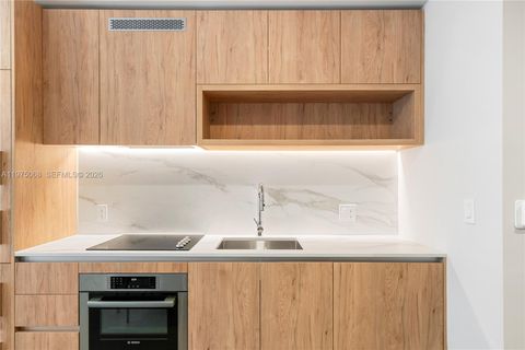 Tiny photo for 11 NE 6th St #2104, Miami, FL 33132 (MLS # A11975068)