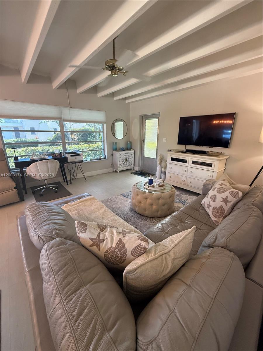 LAUREL VILLA INC - Residential