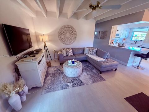 115 S C St 101 Lake Worth FL 33460