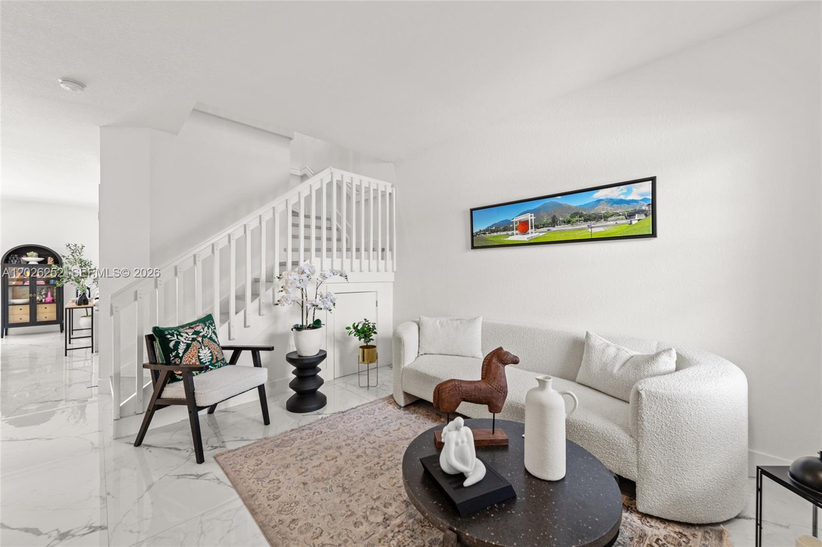 VISTA LAGO - Residential