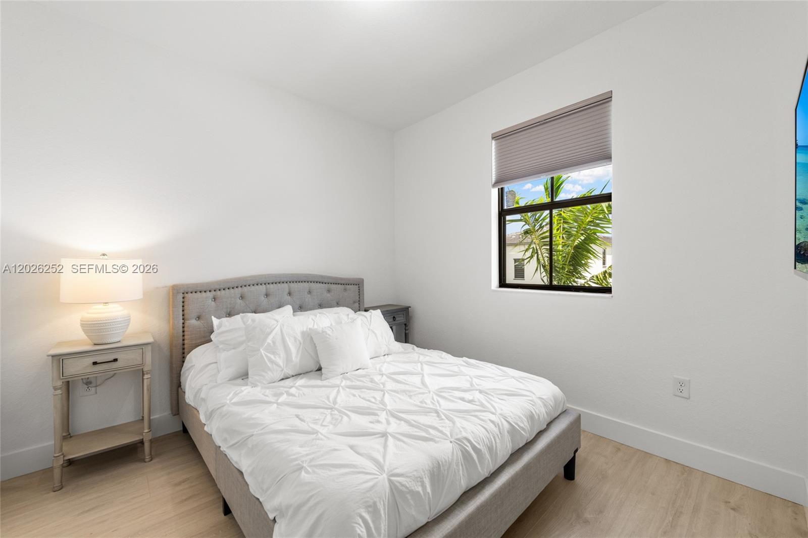VISTA LAGO - Residential