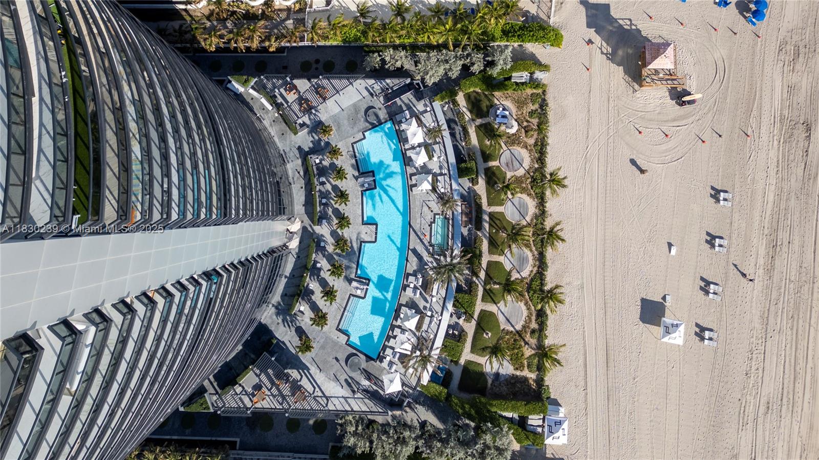 18555 COLLINS AVENUE COND - Residential