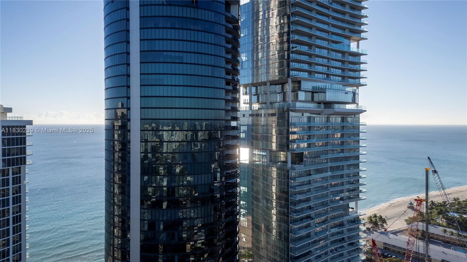 18555 COLLINS AVENUE COND - Residential