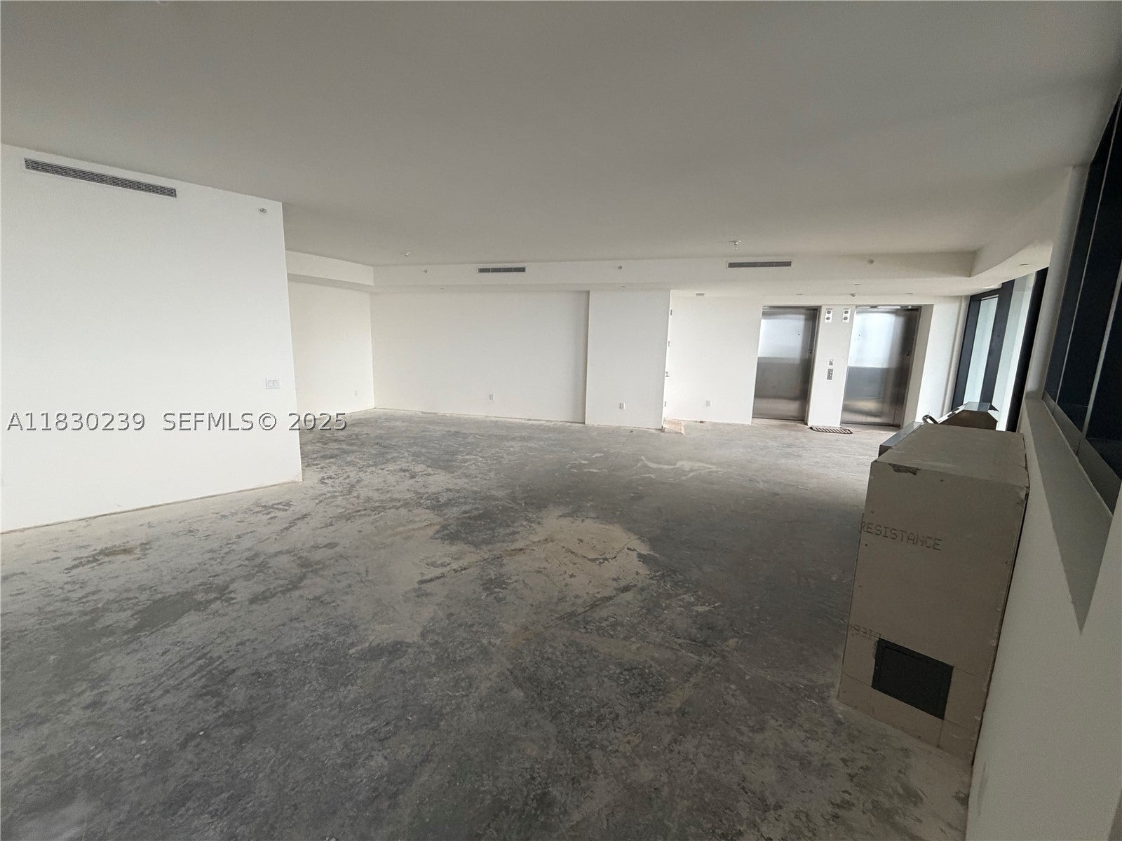 18555 Collins Ave 2303